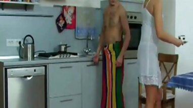 Kıllı Mia ve Jennifer türkçe konulu porno sinema birbirlerini keşfetmek