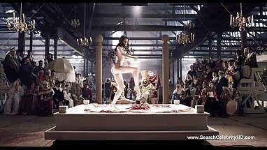 Kız banyoda mastürbasyon seks film türk